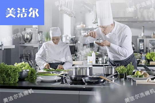 全自動(dòng)洗碗機(jī)